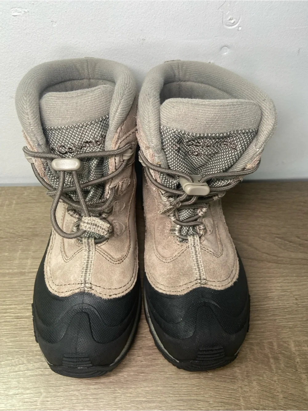 Columbia Winter Boots 3 Youth Bugaboot Suede High Top Kids Tan Black Gray